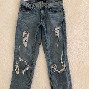 Express light wash distressed mom jeans size 0